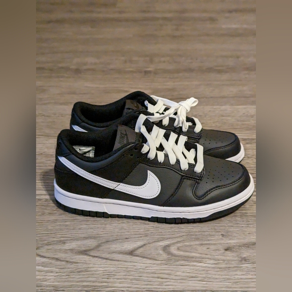 Nike Dunk Low GS Black Panda Youth Size 5.5 Black and White